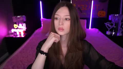 Snapshot of angellblush chatting on 6, 11, 2025 AngelBlush online show from 6, 11, 2025