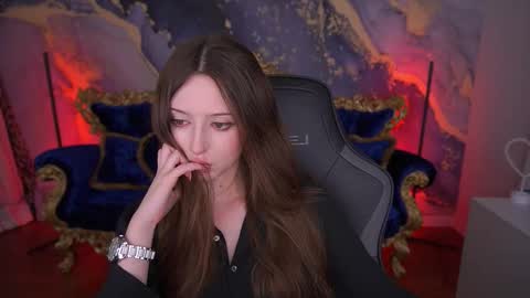 Snapshot of angellblush chatting on 18, 11, 2025 AngelBlush online show from 18, 11, 2025