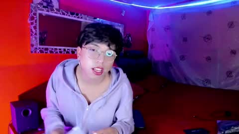 Snapshot of angellonfire chatting on 12, 10, 2025 Angel online show from 12, 10, 2025