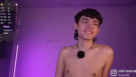 Angelo I work from home this is my room  online show from 28, 3, 2026