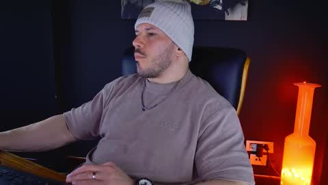 Snapshot of angeloeric chatting on 13, 2, 2025 BlackWolf online show from 13, 2, 2025