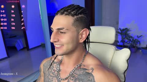 Angelo Ferro online show from 3, 2, 2025