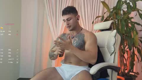 Angelo Ferro online show from 22, 12, 2025