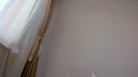 Snapshot of angeloflove_ chatting on 11, 6, 2026 Raiss online show from 11, 6, 2026