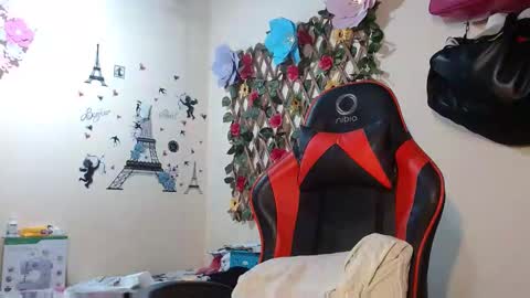 Snapshot of angelsexhotlatin chatting on 4, 10, 2025 angelsexhotlatin online show from 4, 10, 2025