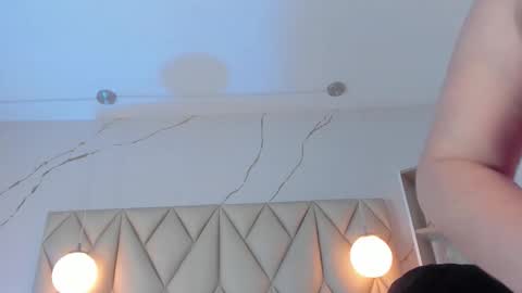 ANGIE online show from 28, 11, 2025