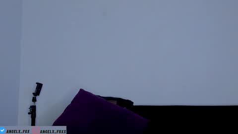 Snapshot of angelx_fox chatting on 18, 11, 2025 Angel Fox online show from 18, 11, 2025