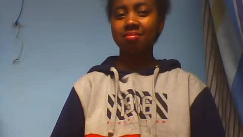 Snapshot of angemalala chatting on 12, 7, 2026 angemalala online show from 12, 7, 2026