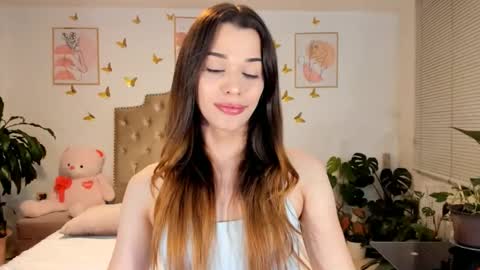 Anabella online show from 12, 9, 2025