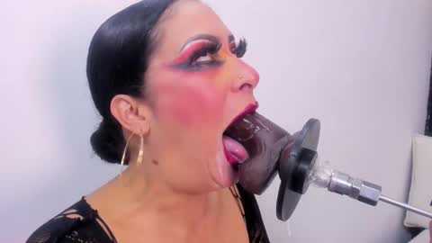 Snapshot of angie_will chatting on 19, 11, 2025 A N G I E. online show from 19, 11, 2025