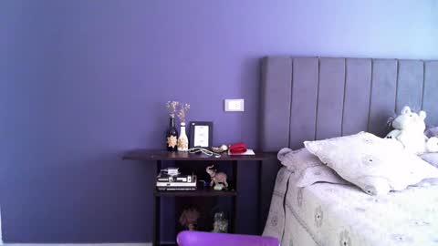 Angiebaxt online show from 5, 1, 2026