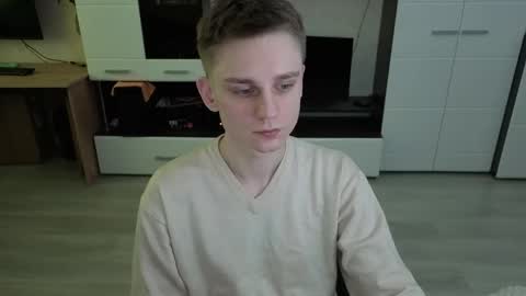 Snapshot of angryzan chatting on 30, 4, 2026 vodka online show from 30, 4, 2026