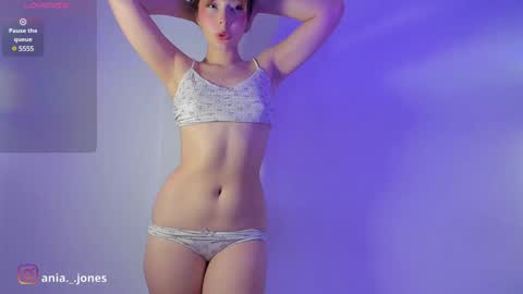 Ania online show from 7, 1, 2025