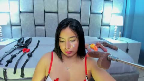 Snapshot of anievans_ chatting on 8, 6, 2026 Ani Time schedule 0600 - 1400 GMT -5 online show from 8, 6, 2026