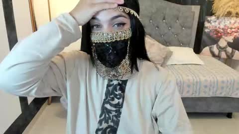 Anissa online show from 12, 11, 2025