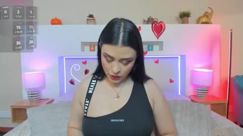 Anika Romano online show from 23, 2, 2026