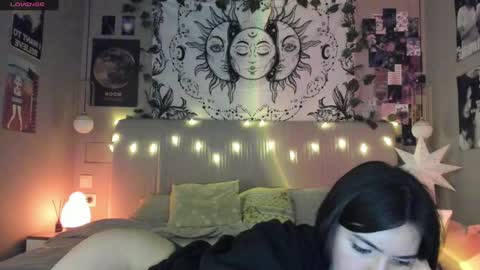 Snapshot of anisa_sweet chatting on 7, 2, 2025 Anisa Moan from LovenseWet from Tip MenuOpen for Private online show from 7, 2, 2025