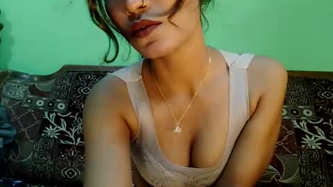 Snapshot of anisha89299 chatting on 3, 6, 2026 Sweet69 online show from 3, 6, 2026
