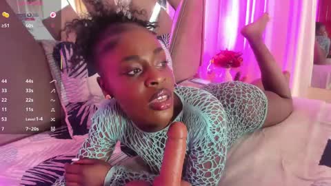 anisha_zambrano online show from 24, 4, 2026