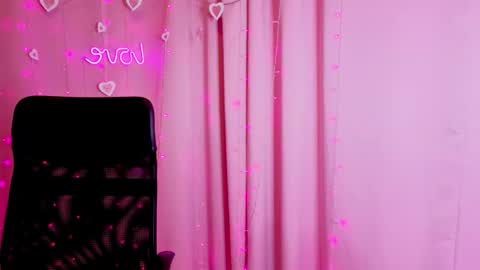 Snapshot of aniskyy chatting on 24, 2, 2026 Anni online show from 24, 2, 2026