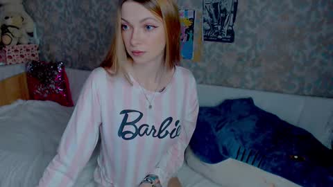 Snapshot of anita_moon_ chatting on 12, 3, 2025 anita_moon_ online show from 12, 3, 2025