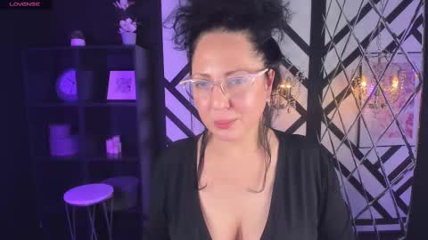 Anita online show from 12, 3, 2025
