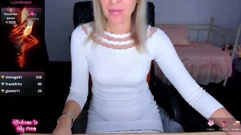 Anita online show from 4, 2, 2025
