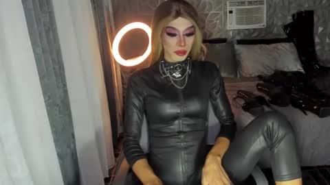 Miss Ann online show from 20, 2, 2025