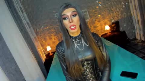 Miss Ann online show from 23, 2, 2025