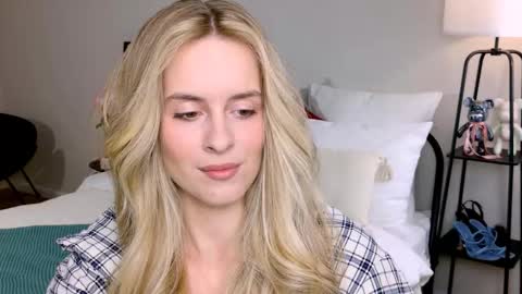 Snapshot of anitafischer chatting on 26, 9, 2025 Anita online show from 26, 9, 2025