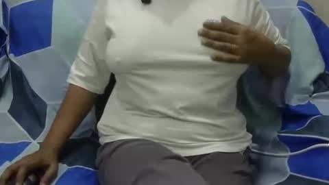 anjali_dogra786 online show from 1, 10, 2025