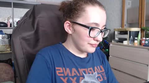 Nameless online show from 4, 2, 2025