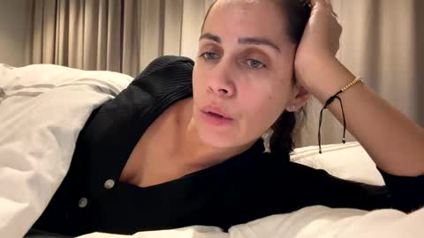 Anna online show from 7, 11, 2025