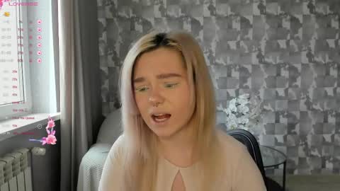 Snapshot of anna_aaaa chatting on 18, 4, 2026 Anna online show from 18, 4, 2026