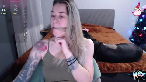 Anadirectgirl online show from 13, 12, 2024