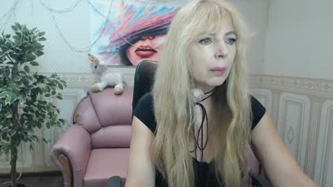 Snapshot of anna_ditrih chatting on 31, 1, 2025 Anna Ditrih online show from 31, 1, 2025