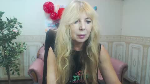 Snapshot of anna_ditrih chatting on 18, 2, 2025 Anna Ditrih online show from 18, 2, 2025