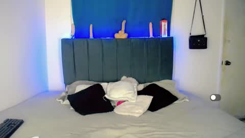 Anailyn figueroa online show from 30, 10, 2025