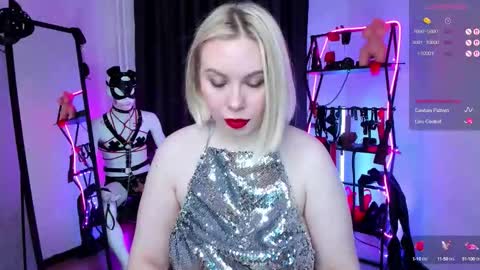 Snapshot of anna_maxwell chatting on 10, 10, 2025 Anna online show from 10, 10, 2025