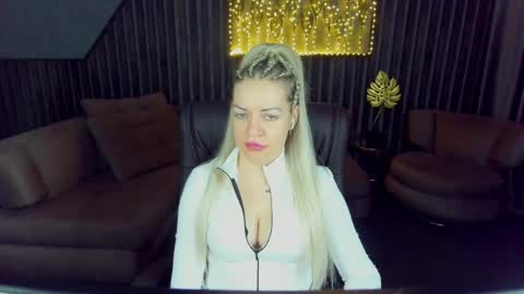 anna_snow9 online show from 18, 4, 2026