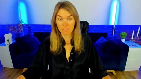 Snapshot of annabel_xxx chatting on 14, 9, 2025 Annabel online show from 14, 9, 2025