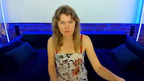 Snapshot of annabel_xxx chatting on 5, 10, 2025 Annabel online show from 5, 10, 2025