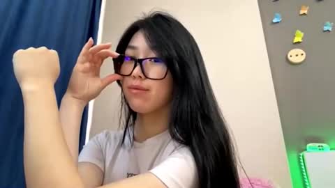 Aya  online show from 16, 10, 2025