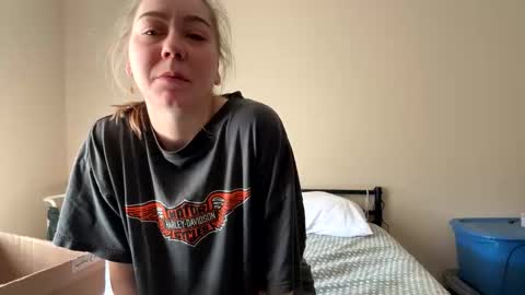 Snapshot of annabellemonroe69 chatting on 19, 11, 2025 annabellemonroe69 online show from 19, 11, 2025
