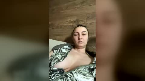 annasplash online show from 20, 6, 2026