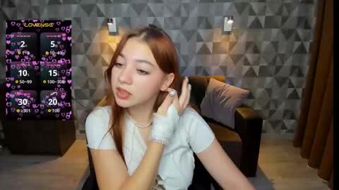 Snapshot of annastills chatting on 14, 10, 2025 Anna online show from 14, 10, 2025