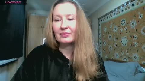 AnnaXLovers online show from 28, 4, 2026