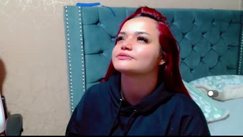 Snapshot of anne_julienne chatting on 25, 1, 2025 online show from 25, 1, 2025