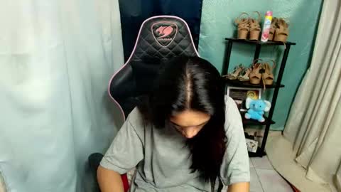 annebisyosa_angela online show from 2, 3, 2026