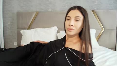 AnneHotxxx online show from 18, 3, 2026